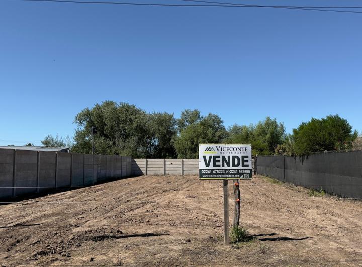 Terreno · 387m²