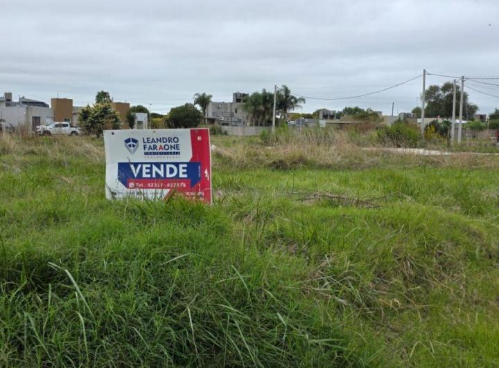 Terreno · 165m²