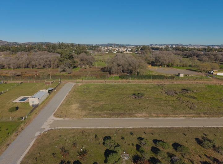 Terreno · 302m²