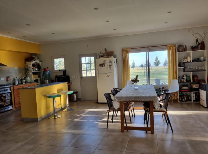 Casa · 150m² · 4 Ambientes · 1 Cochera