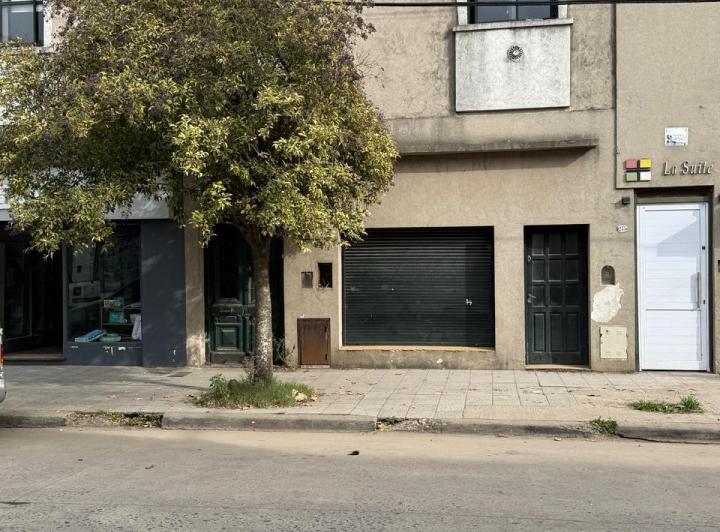 Local comercial · 94m² · 4 Ambientes