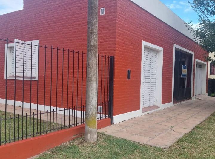 Casa · 97m² · 3 Ambientes · 1 Cochera