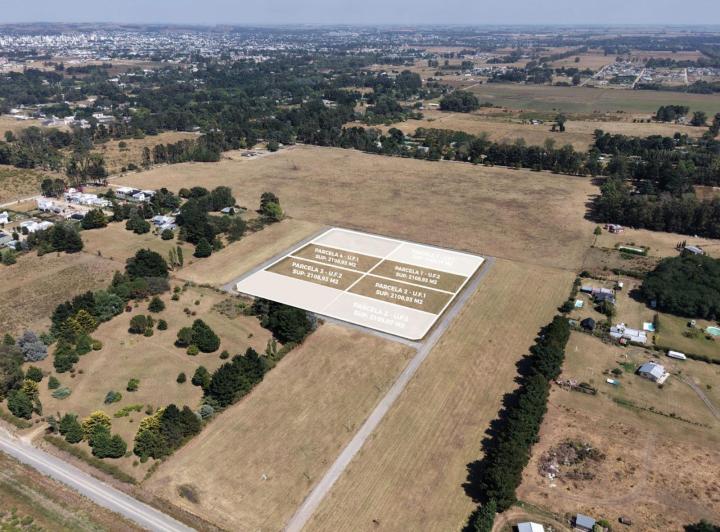 Terreno · 2100m²