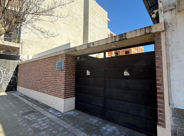 Departamento · 90m² · 1 Dormitorio · 2 Cocheras