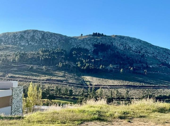 Terreno · 2300m²