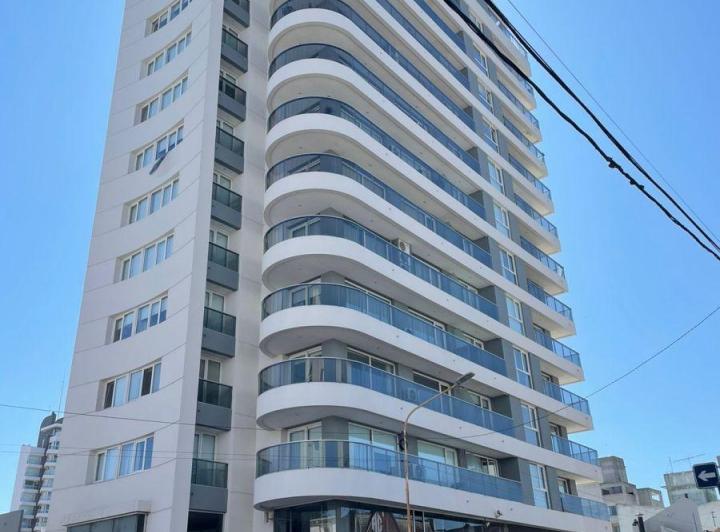 Departamento · 80m² · 3 Ambientes · 1 Cochera