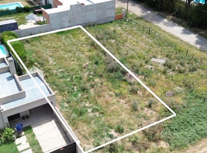 Terreno · 350m²