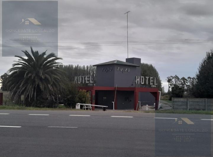 Hotel · 450m² · 11 Ambientes · 10 Cocheras