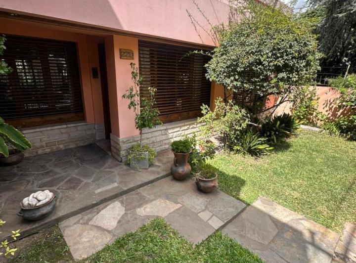 Casa · 5 Ambientes