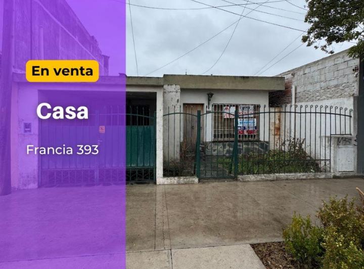 Casa · 106m² · 4 Ambientes · 1 Cochera