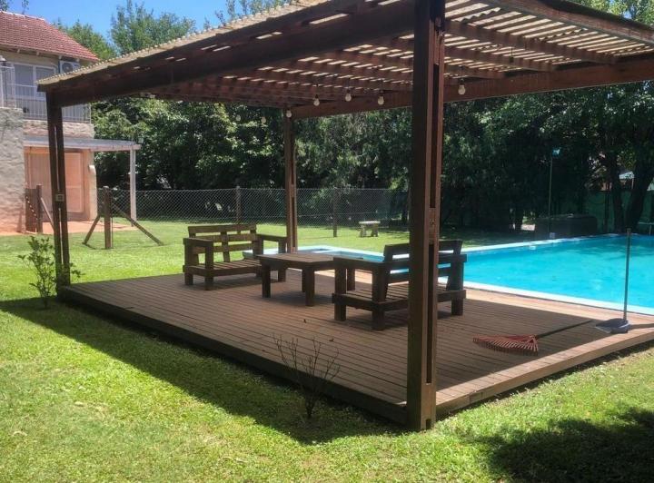 Quinta vacacional · 180m² · 4 Ambientes · 1 Cochera