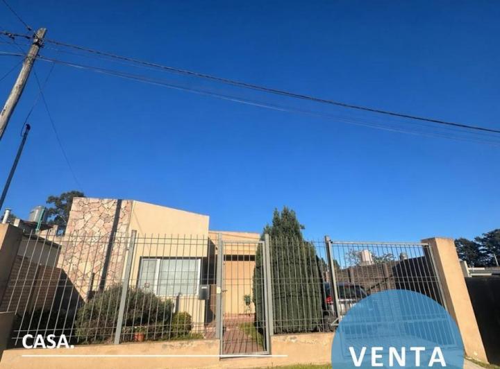 Casa · 105m² · 3 Ambientes · 1 Cochera