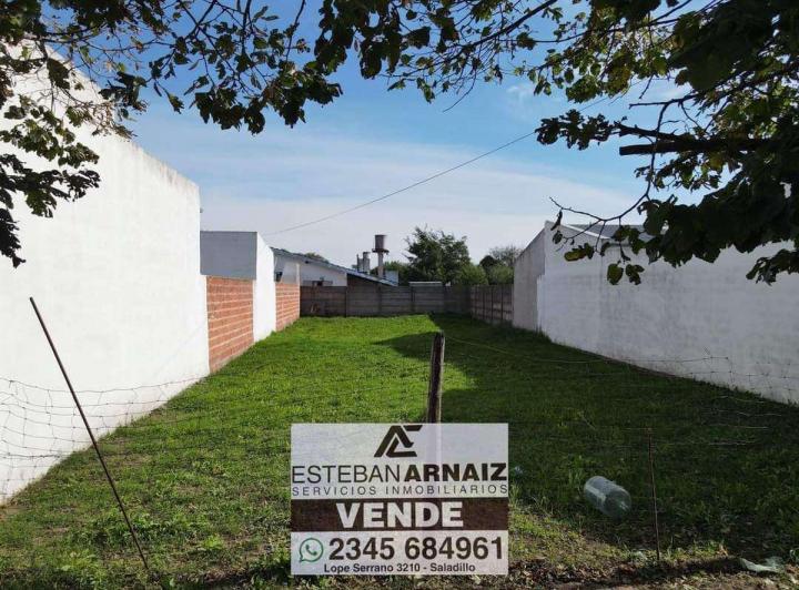 Terreno · 300m²