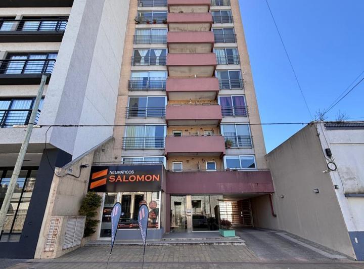 Departamento · 90m² · 5 Ambientes · 1 Cochera
