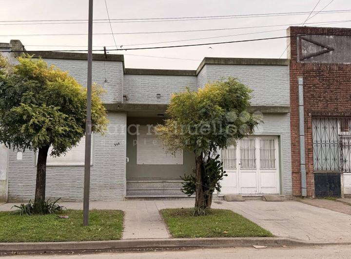 Casa · 155m² · 3 Ambientes · 1 Cochera