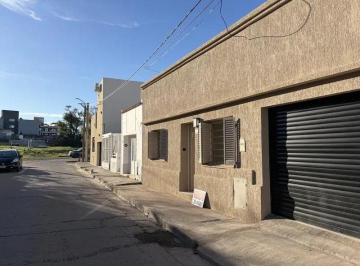 Casa · 100m² · 3 Ambientes · 1 Cochera
