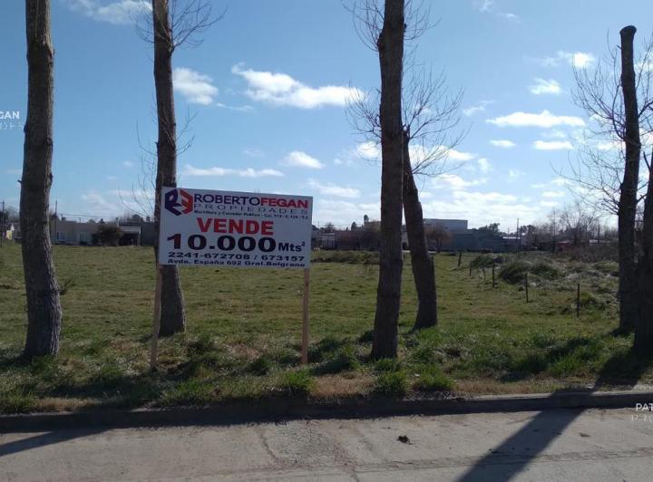 Terreno · 10000m²