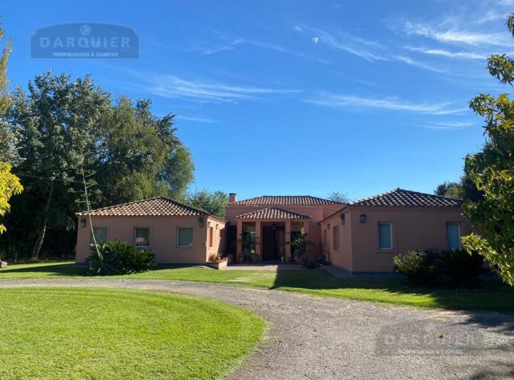 Casa · 490m² · 3 Dormitorios