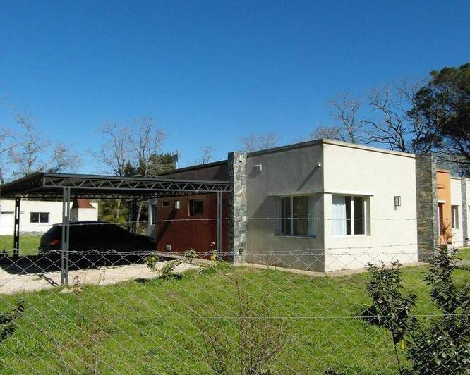 Casa · 200m² · 4 Dormitorios · 2 Cocheras