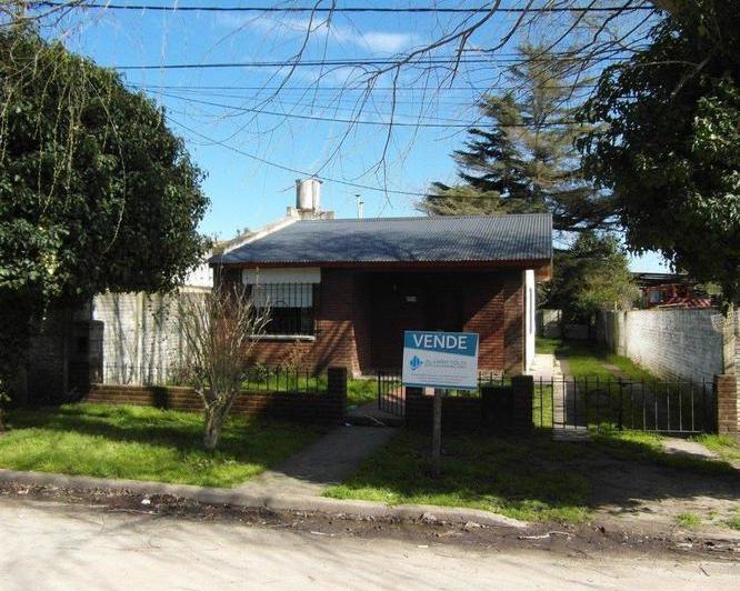 Casa · 64m² · 2 Dormitorios · 1 Cochera