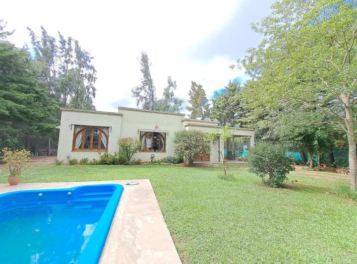 Casa · 125m² · 2 Ambientes · 7 Cocheras