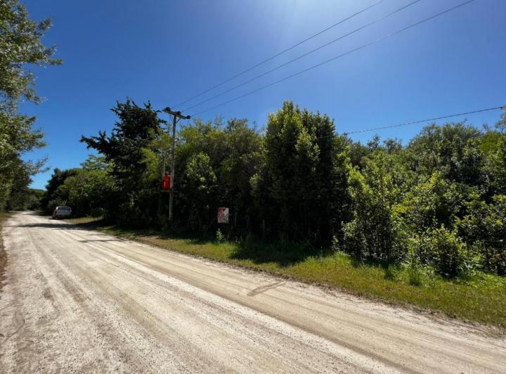 Terreno · 1900m²