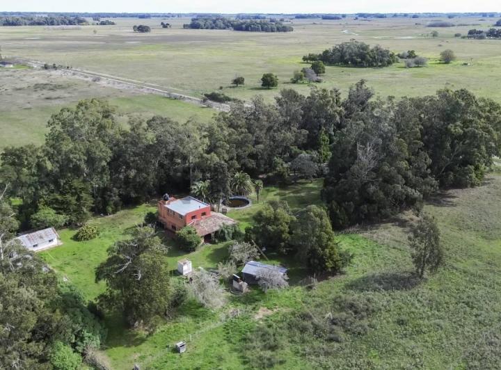 Quinta vacacional · 336m² · 5 Ambientes · 1 Cochera