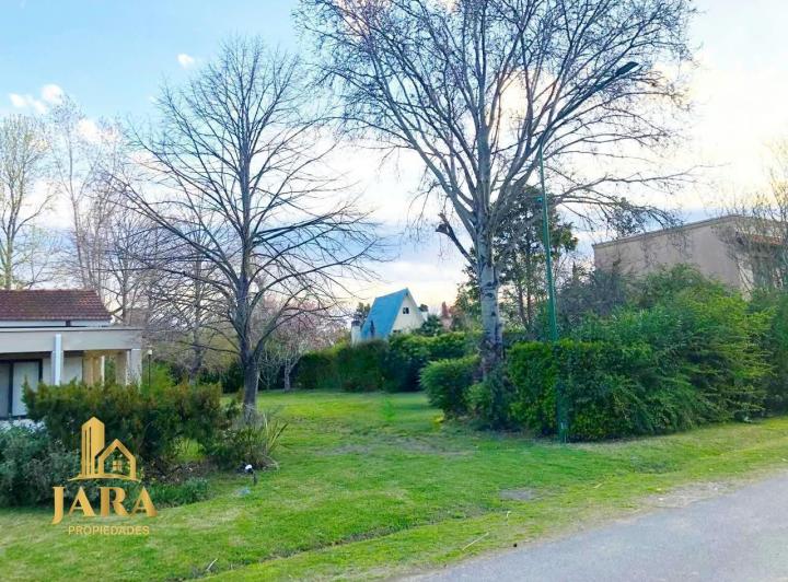 Terreno · 432m²