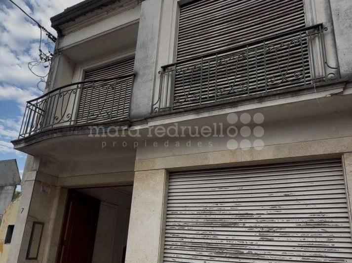 Casa · 373m² · 9 Ambientes · 1 Cochera