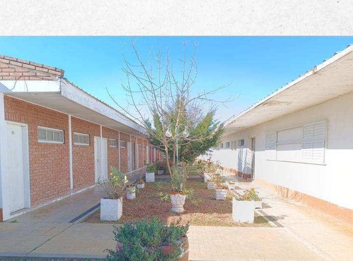 Hotel · 1076m² · 26 Dormitorios · 40 Cocheras