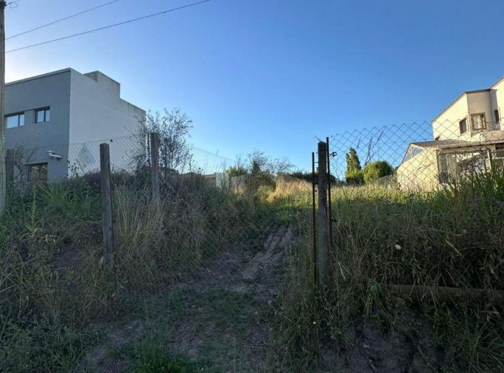 Terreno · 650m²