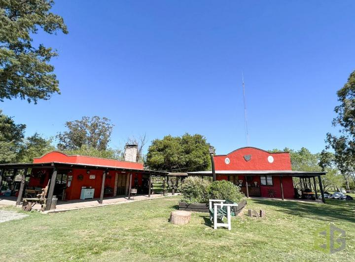 Casa · 250000m²