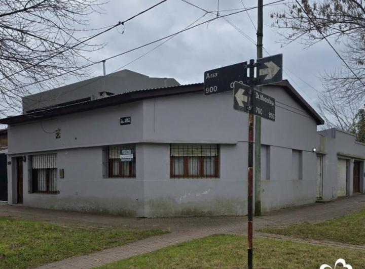 Casa · 136m² · 4 Ambientes · 1 Cochera