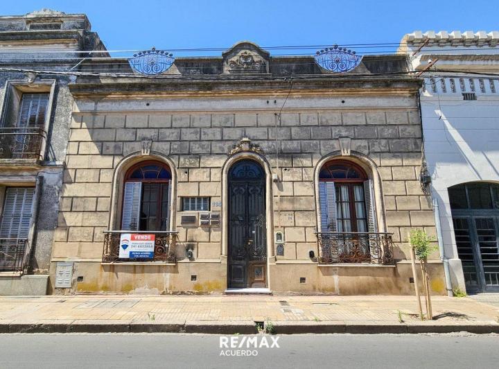 Casa · 160m² · 5 Ambientes