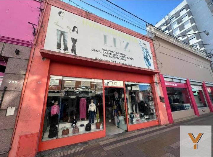 Local comercial · 225m² · 1 Ambiente