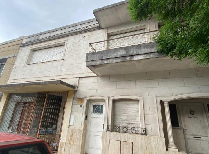 Departamento · 220m² · 4 Ambientes