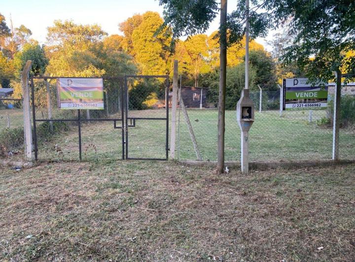 Terreno · 300m²