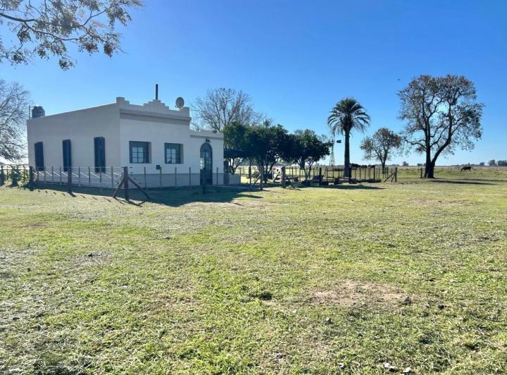 Campo · 88m² · 4 Ambientes · 2 Cocheras