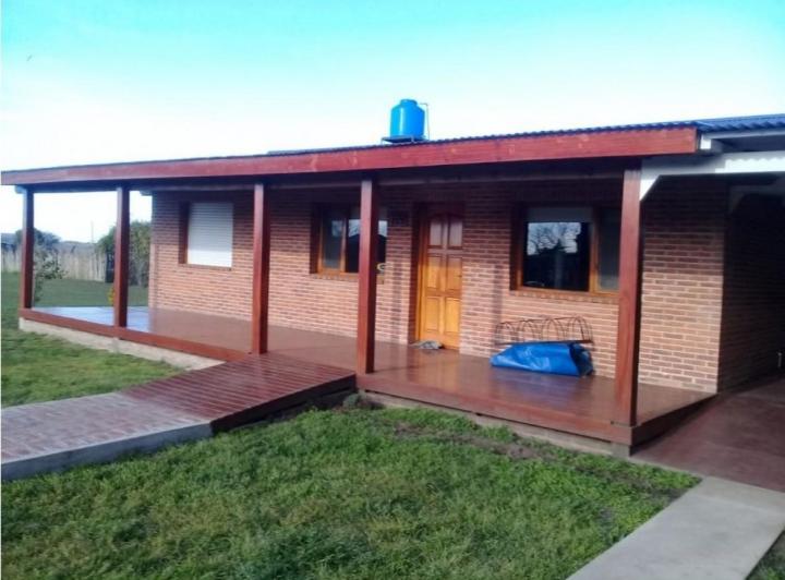 Casa · 90m² · 2 Ambientes · 1 Cochera