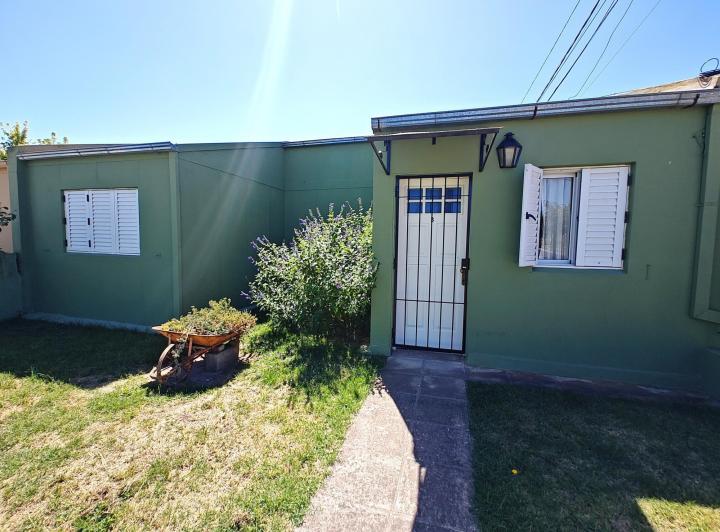 Casa · 65m² · 2 Dormitorios · 1 Cochera
