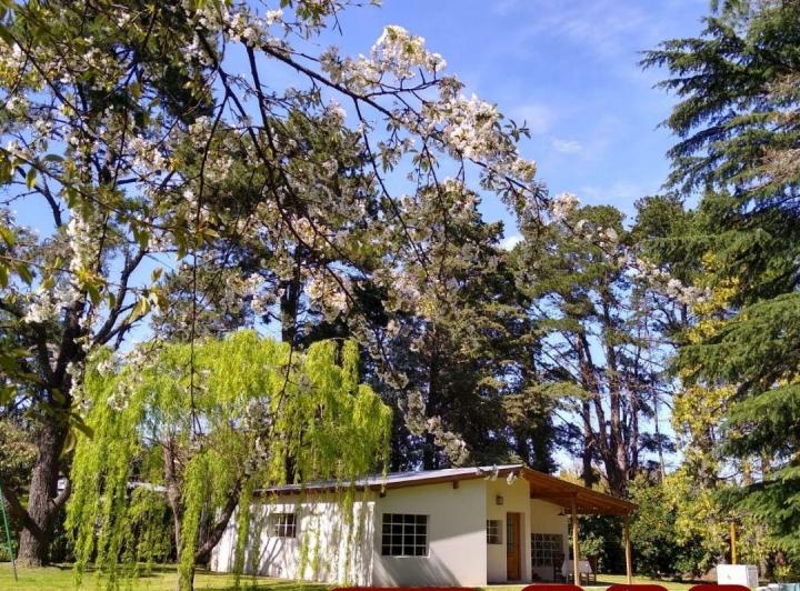 Quinta vacacional · 2100m² · 6 Ambientes · 1 Cochera