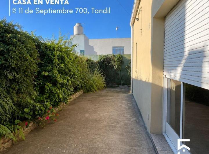 Casa · 200m² · 3 Ambientes · 1 Cochera