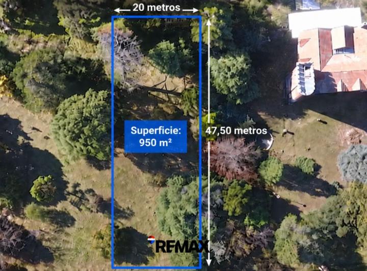 Terreno · 950m²