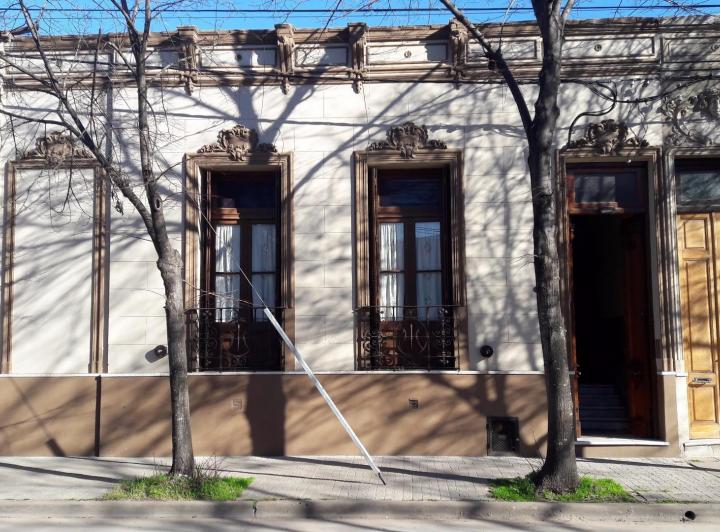 Casa · 180m² · 4 Ambientes