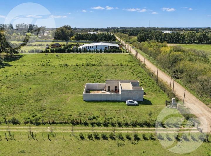 Casa · 102m² · 4 Ambientes · 1 Cochera
