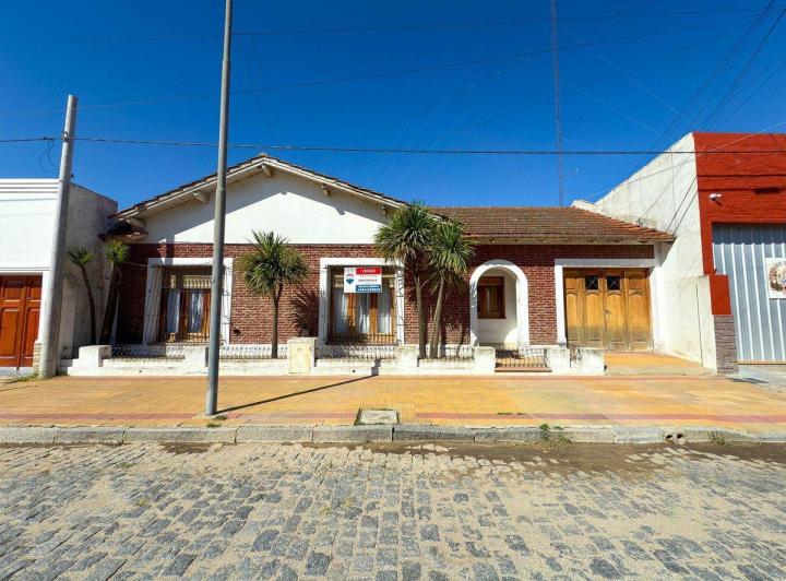 Casa · 150m² · 3 Ambientes · 1 Cochera