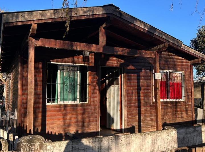 Casa · 94m² · 4 Ambientes · 2 Cocheras
