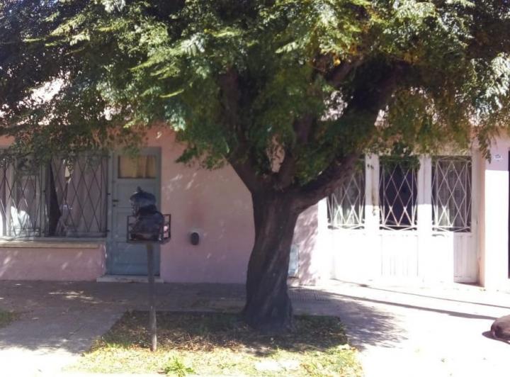 Casa · 300m² · 4 Ambientes · 1 Cochera