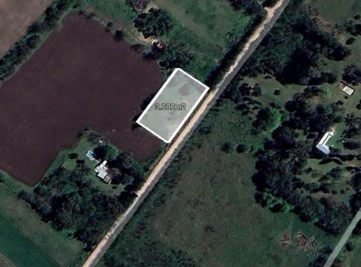 Terreno · 3000m²