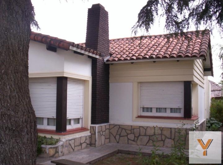 Casa · 190m² · 4 Ambientes